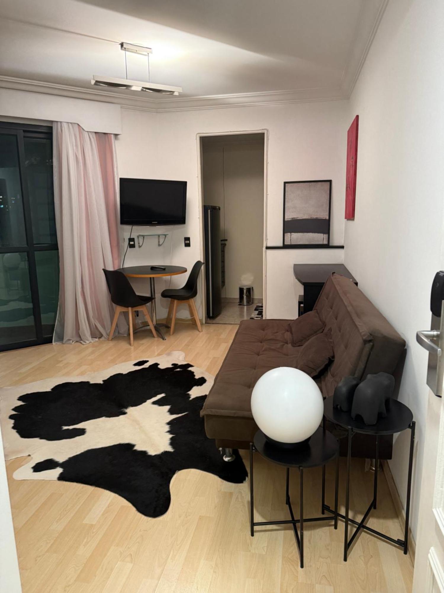 R Oscar Freire Premium Com Varanda Apartamento
